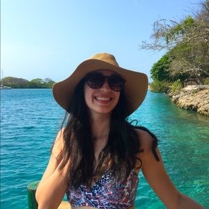 Meet your Posher, Marion